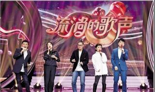 罗大佑有一首歌第一句歌词是,长漫漫的天涯路,是你的笑容 罗大佑唱的第一首歌